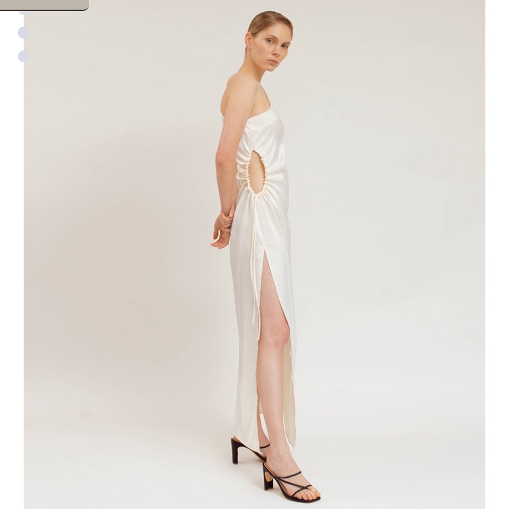 Camila Sarmiento Atenea dress